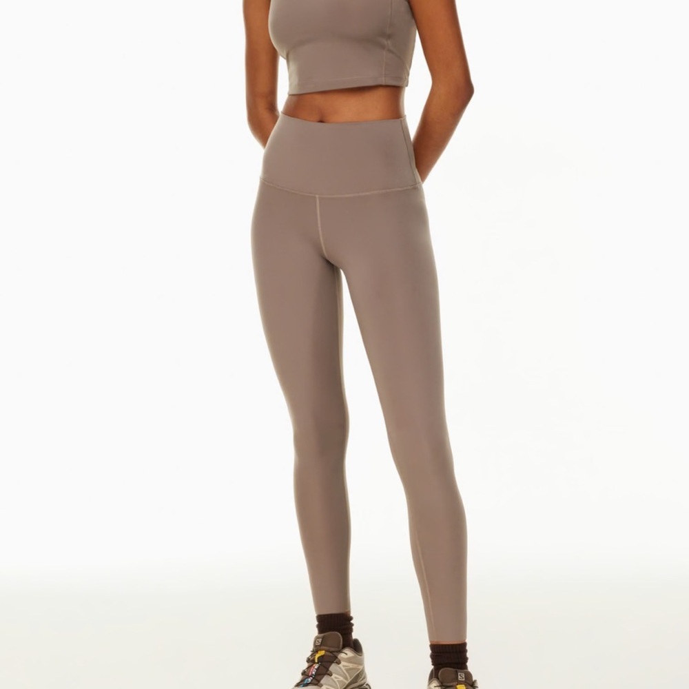 Tna
TNALIFE ATMOSPHERE SUPER HI-RISE 7/8 LEGGING